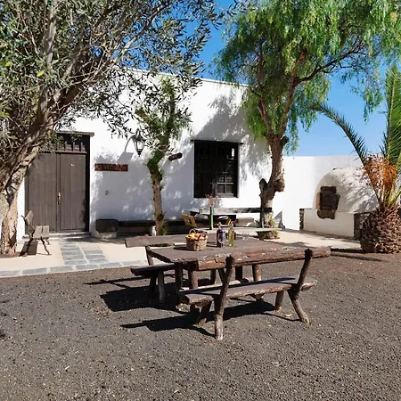 Nyaraló Emblematica - Nº5 Tinache *